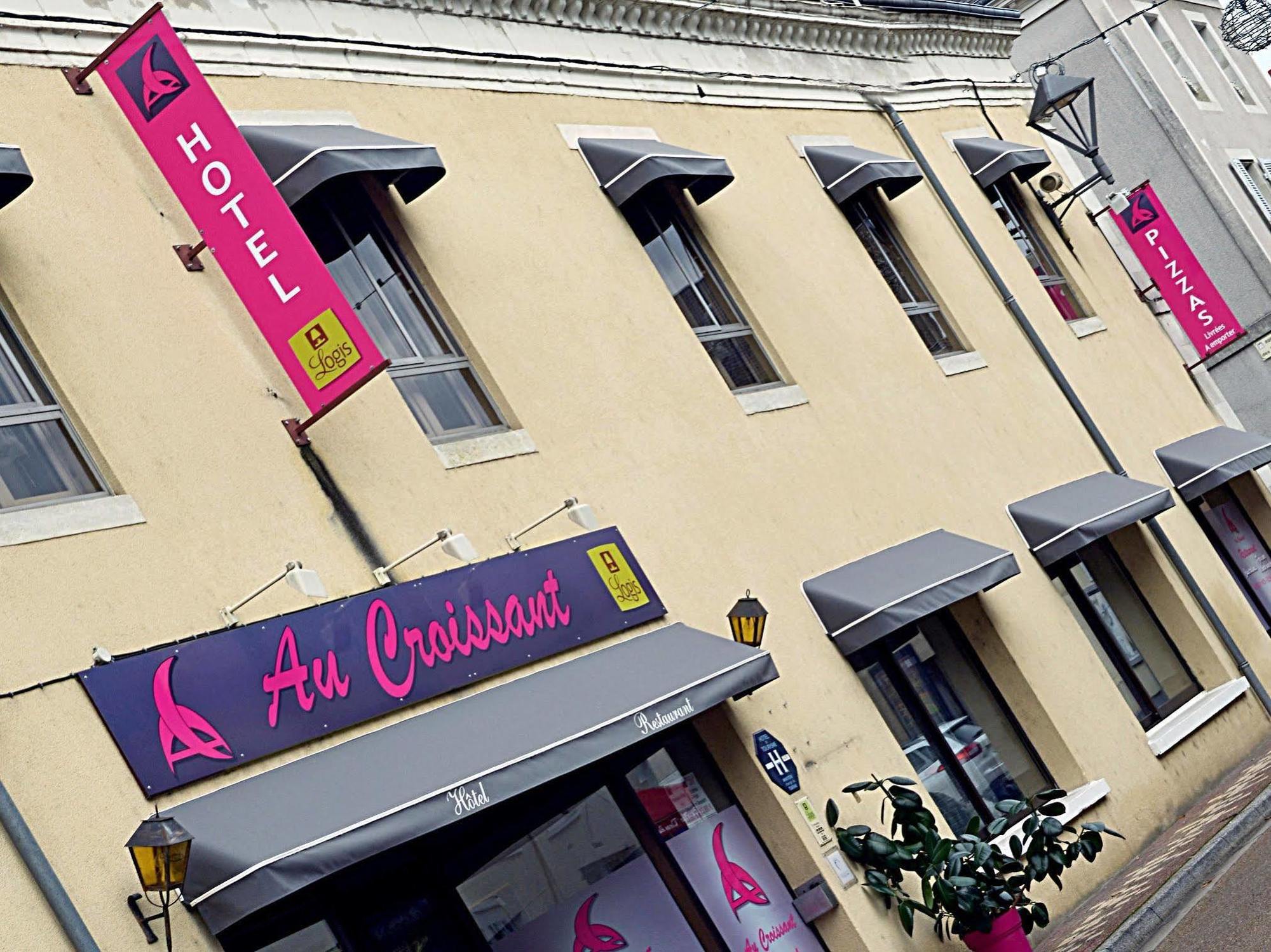 Logis Hotel Au Croissant Buzançais Exterior foto